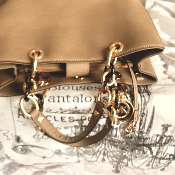 MK Purse with gold link and tortoise shell ID - Picture 7 of 7